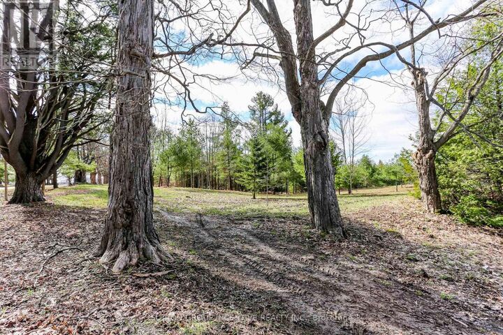 Property Photo:  2774 Old Second Road South Part 4  ON L9X 1P6 