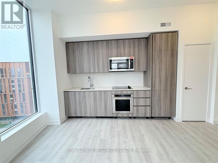 Property Photo: 15 Richardson Street 1305 ON M5A 0Y5