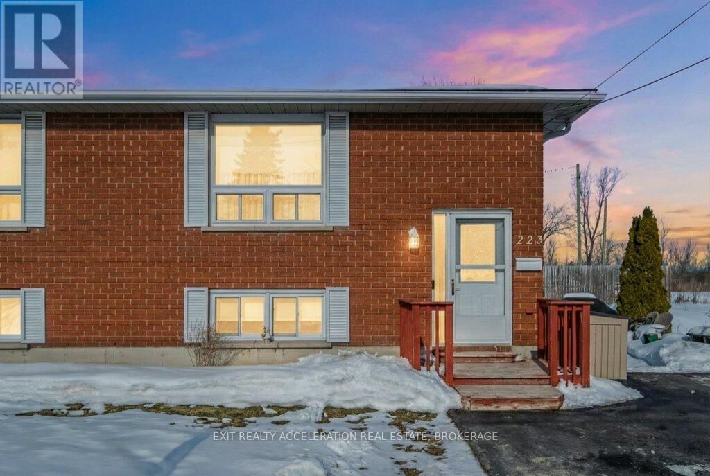 Property Photo:  223 Newburgh Road  ON K7R 1C8 