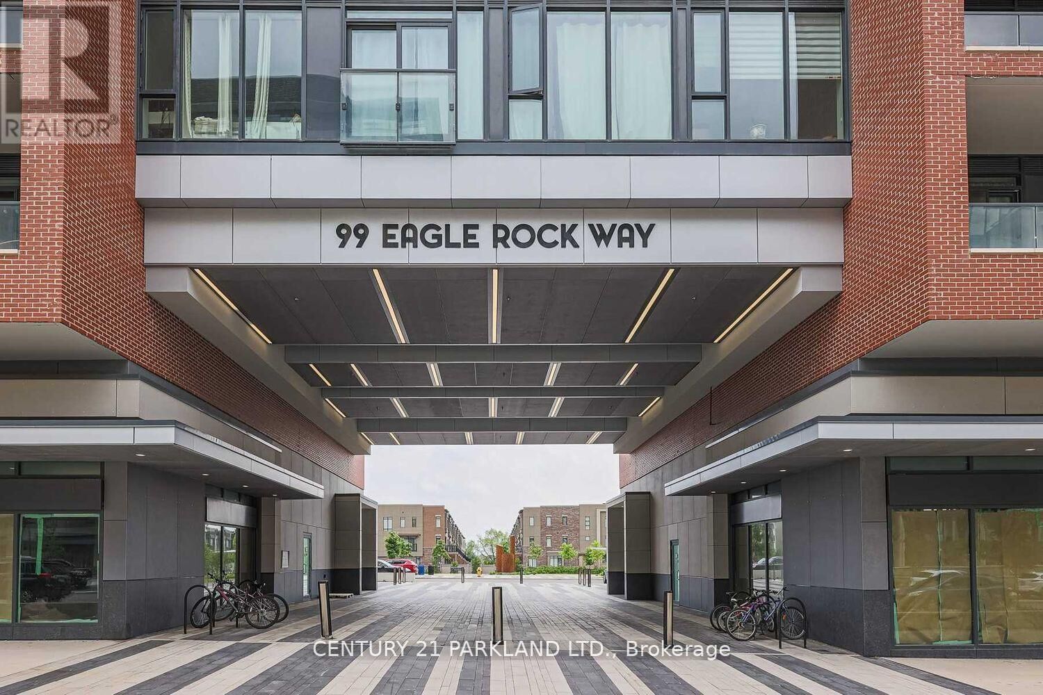 Property Photo:  99 Eagle Rock Way 628  ON L6A 5A7 