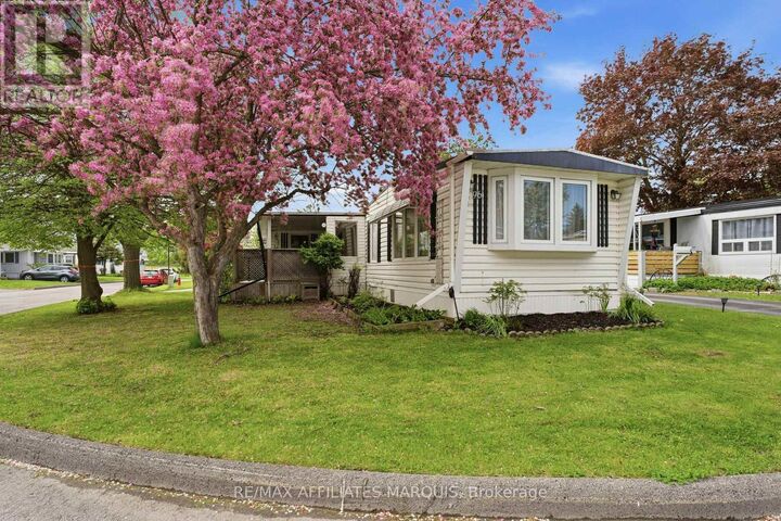 Property Photo:  96 Worthington Way  ON K7K 5C6 