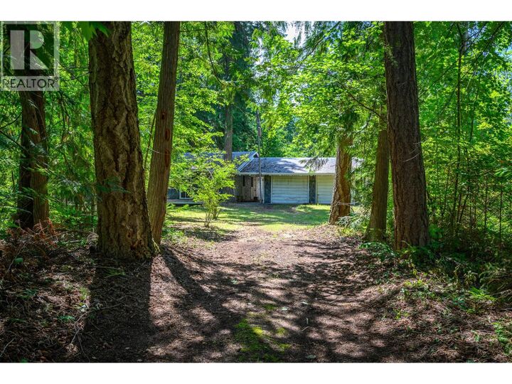 710 & 714 Westminster Road — photo 1