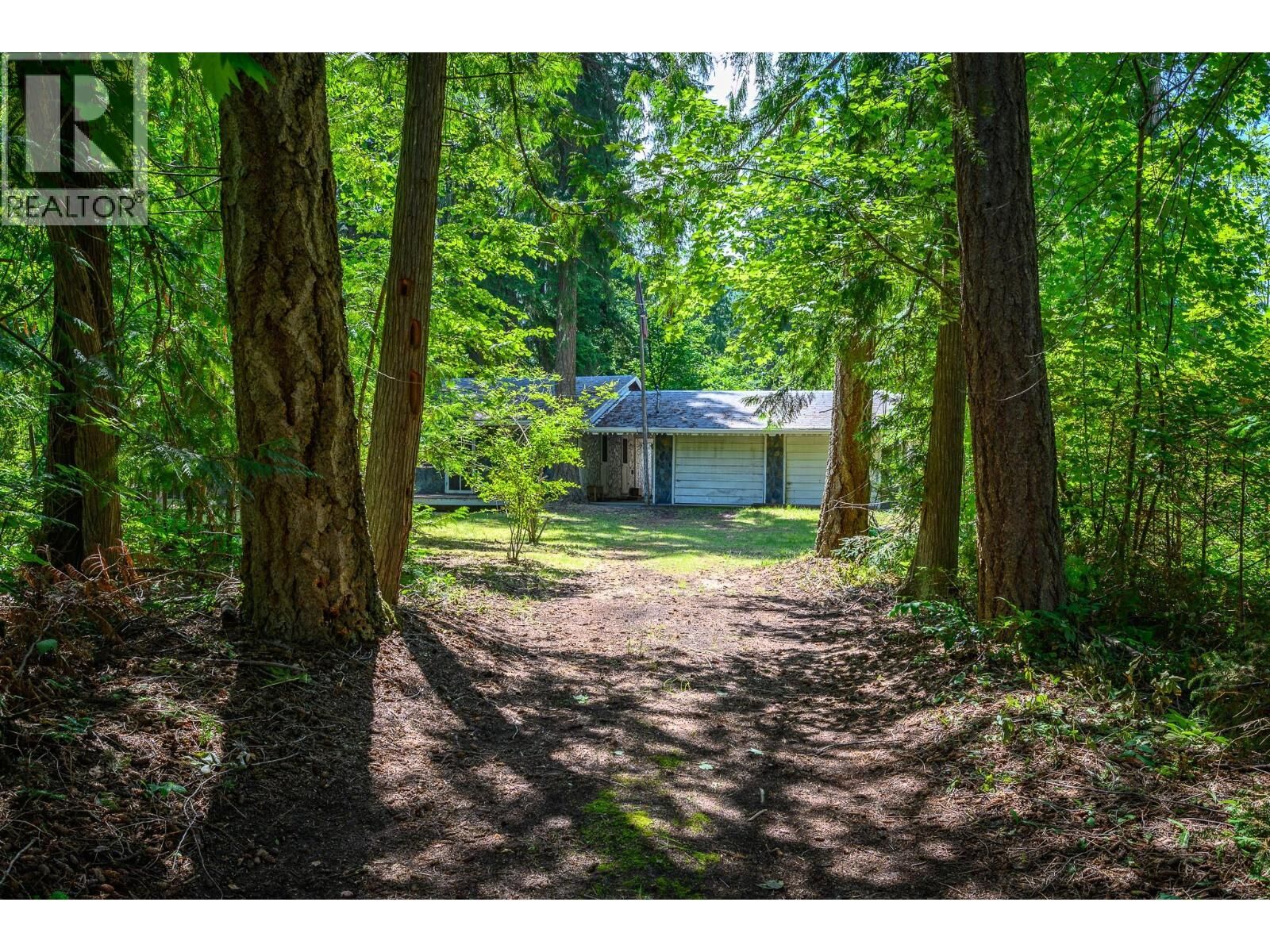 Property Photo: 710 & 714 Westminster Road BC V0E 2K2