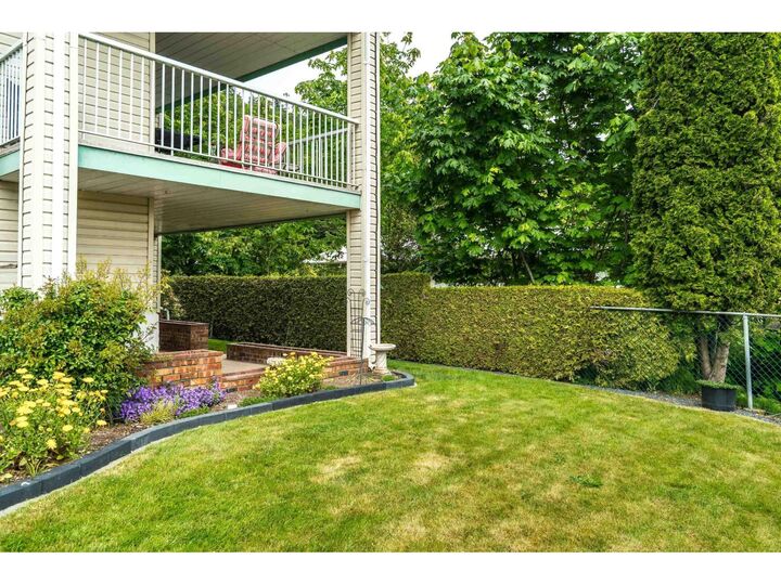Property Photo:  46966 Yale Road 104  BC V2P 2S7 