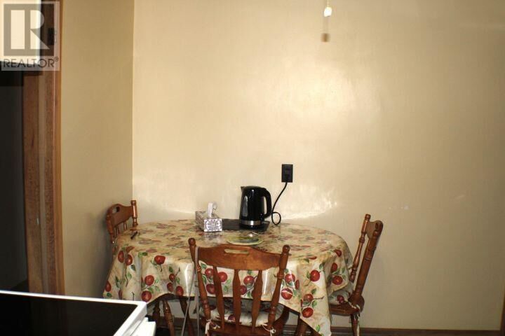 Property Photo:  31 White Oak Dr W  ON P6C 2H7 