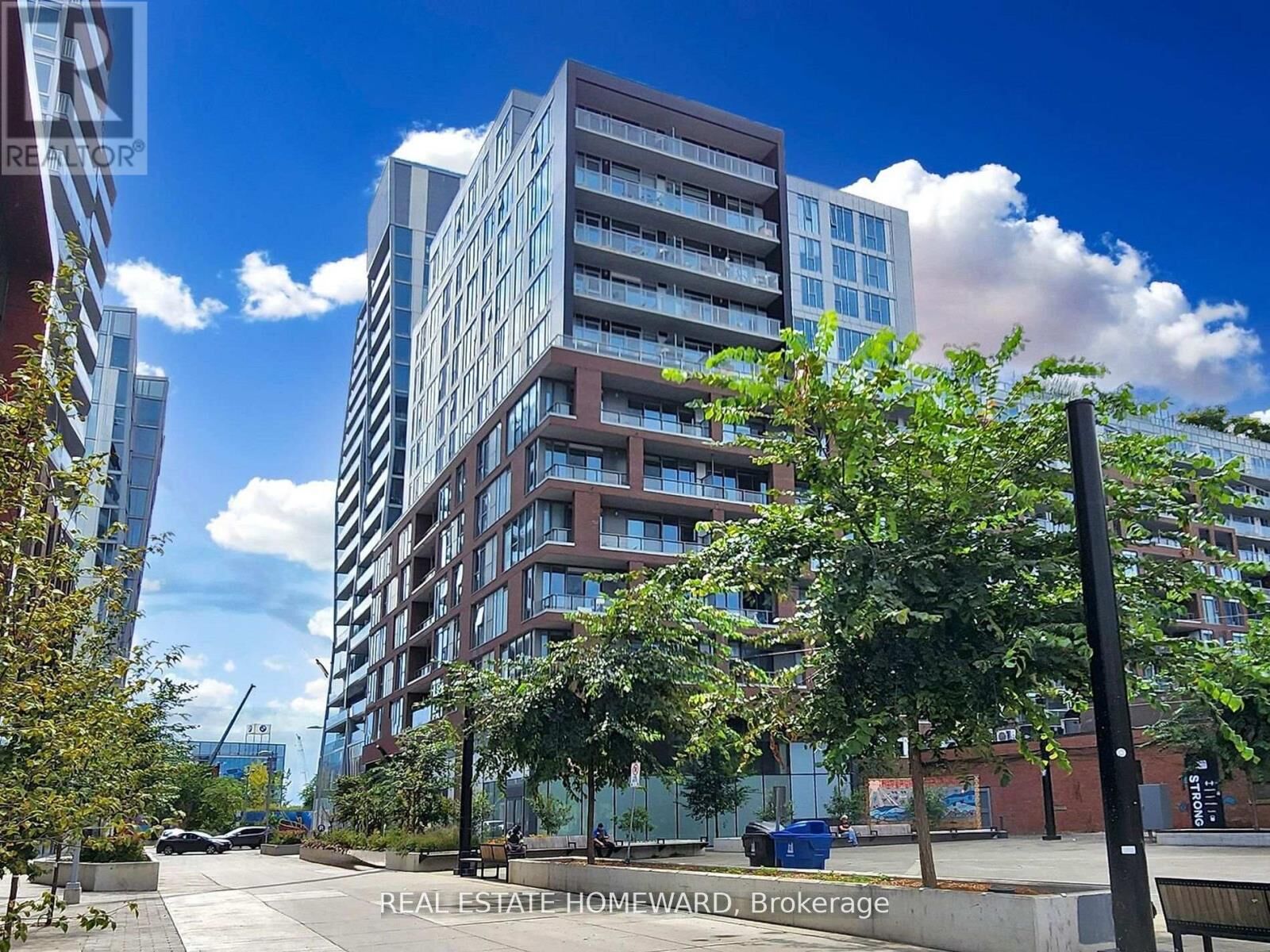 Property Photo:  30 Baseball Place 702  ON M4M 0E7 