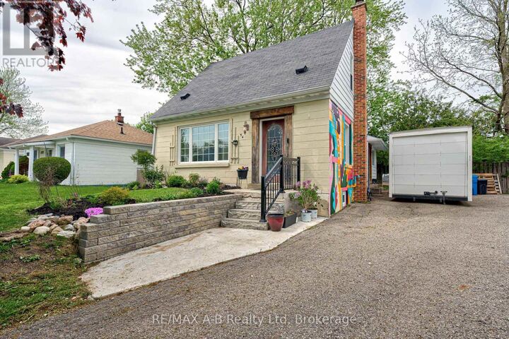 Property Photo:  54 Coriano Street  ON N5A 6C3 