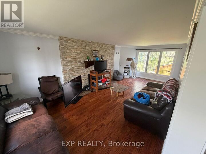 Property Photo:  1061 Plante Drive  ON K1V 9E5 