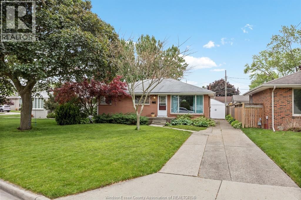 Property Photo: 885 Isack Drive ON N8S 3W6