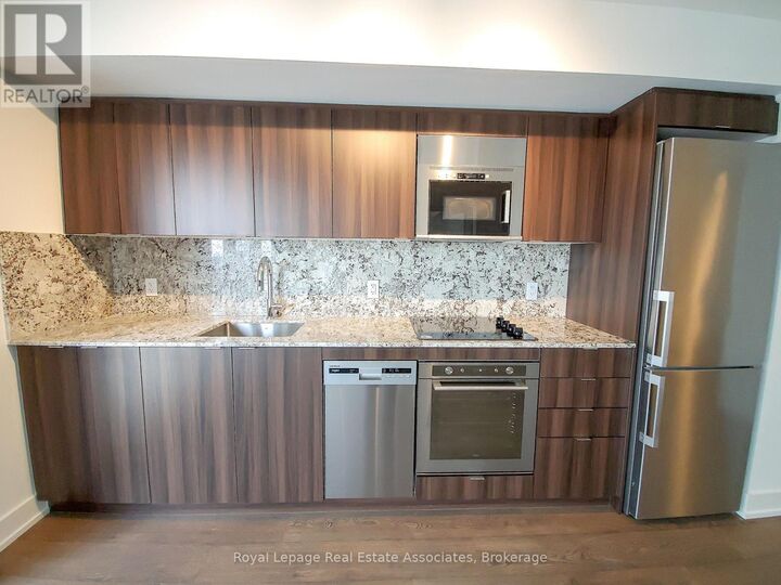 Property Photo: 5 Mabelle Avenue 1330 ON M9A 0C8