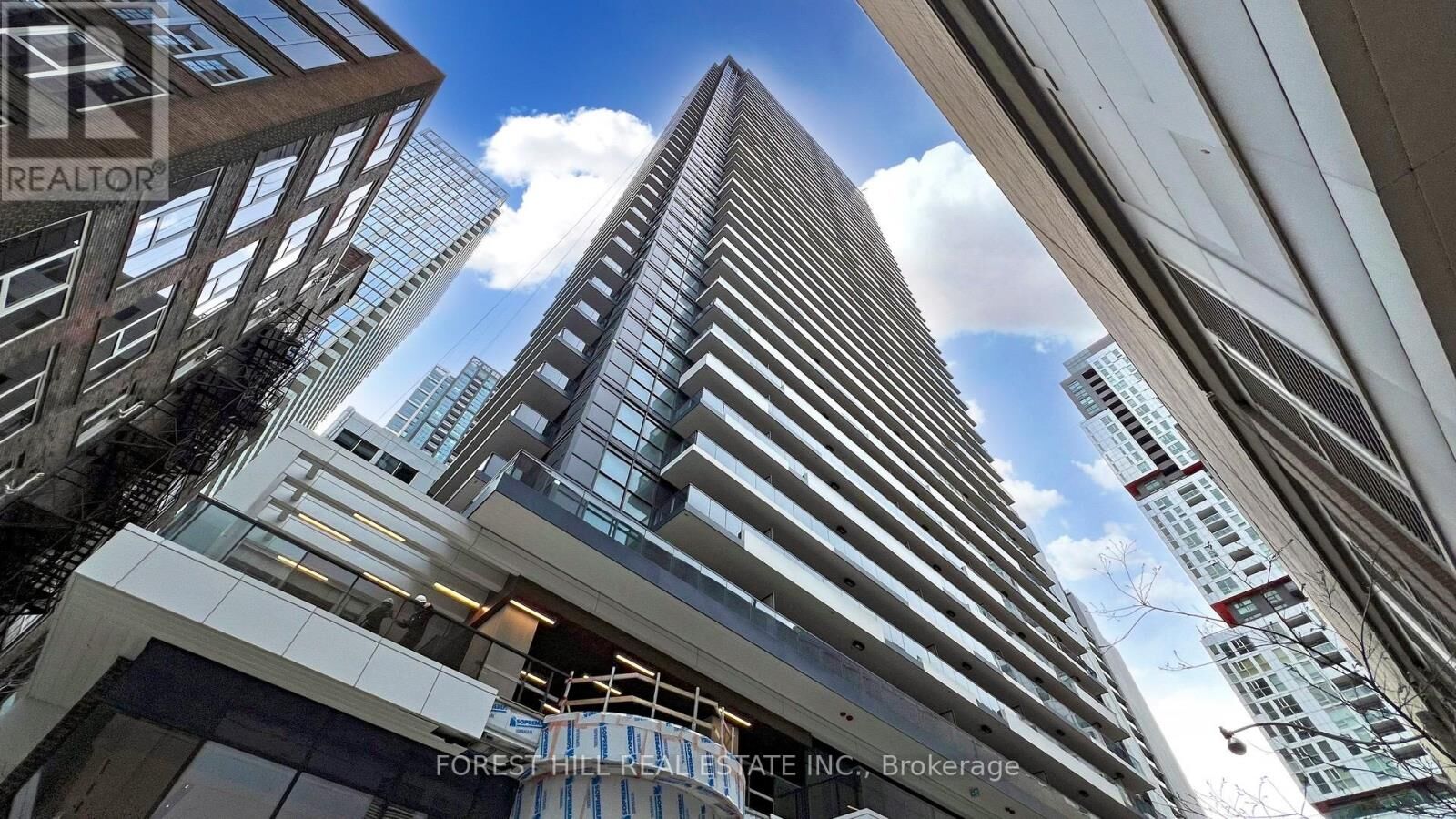 Property Photo:  38 Widmer Street 3707  ON M5V 0P7 