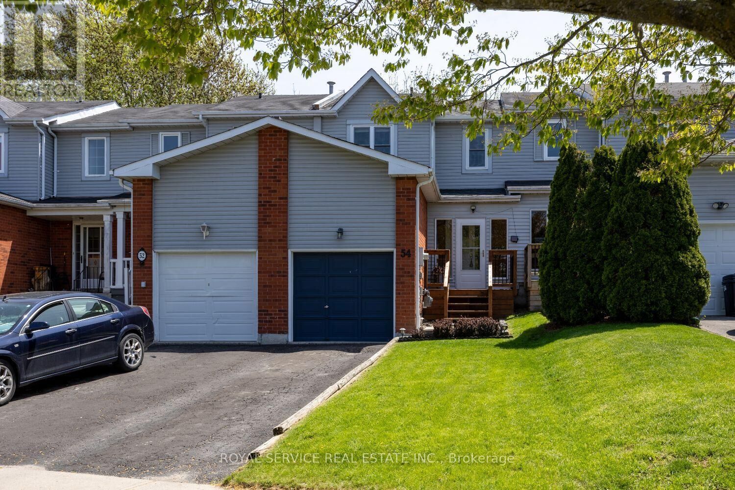 Property Photo: 54 Galbraith Court ON L1C 4P6