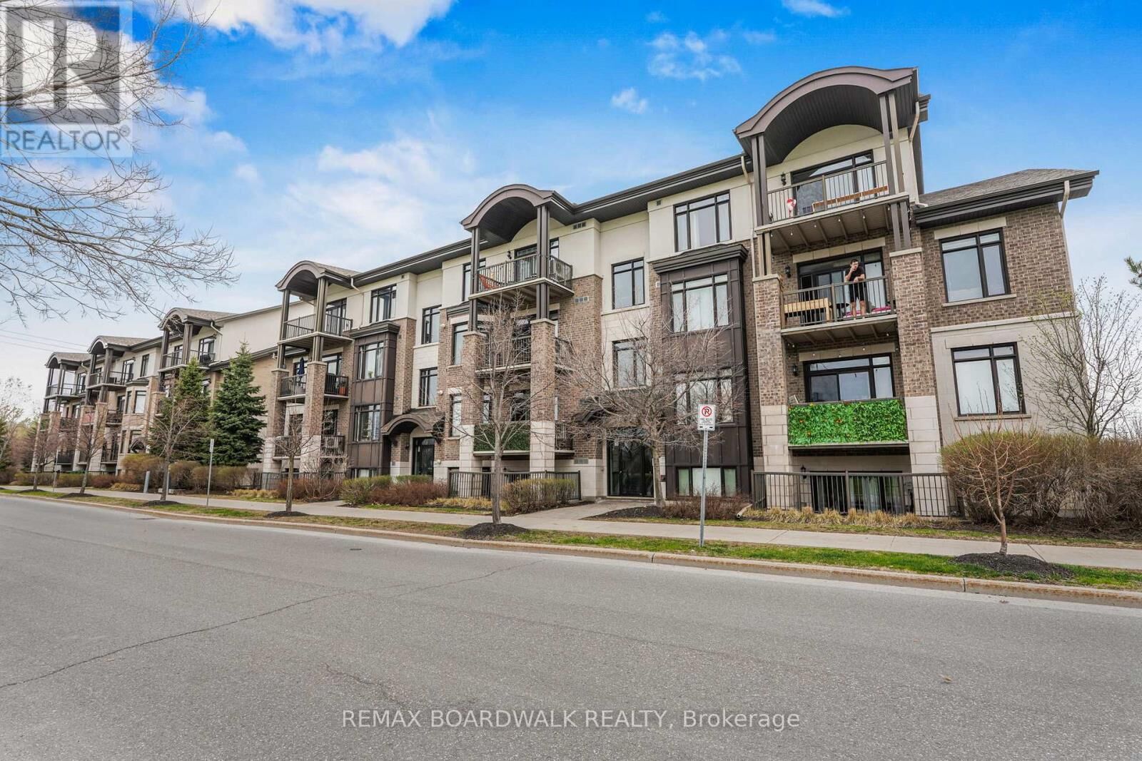 Property Photo: 705 Beauparc Private 203 ON K1J 0B6