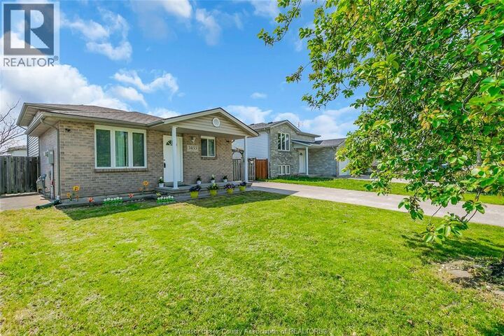 Property Photo: 3453 Caribou Crescent ON N8W 5V4