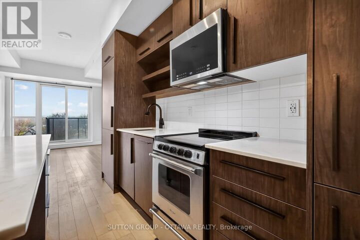 Property Photo:  560 Rideau Street 509  ON K1N 0G3 