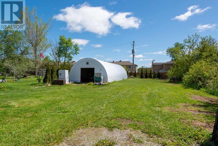 Property Photo: 8 Wolfe Street ON K9V 2H9