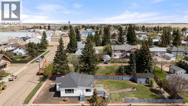 Property Photo:  5215 50 Avenue  AB T0B 2L0 