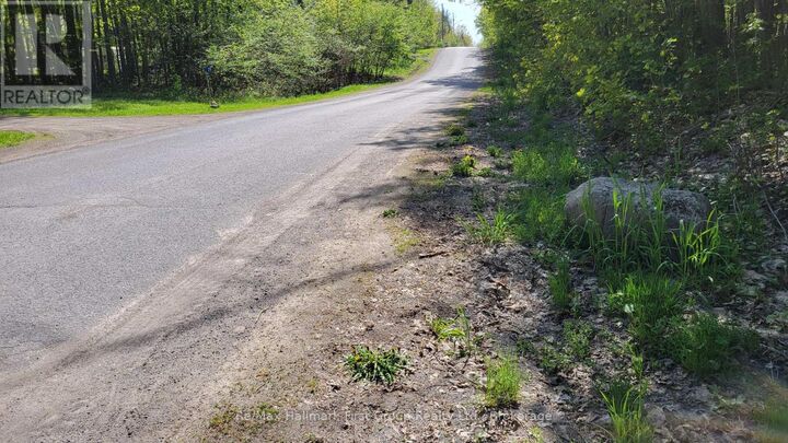 Property Photo:  0 Luffman Road  ON K0K 2L0 