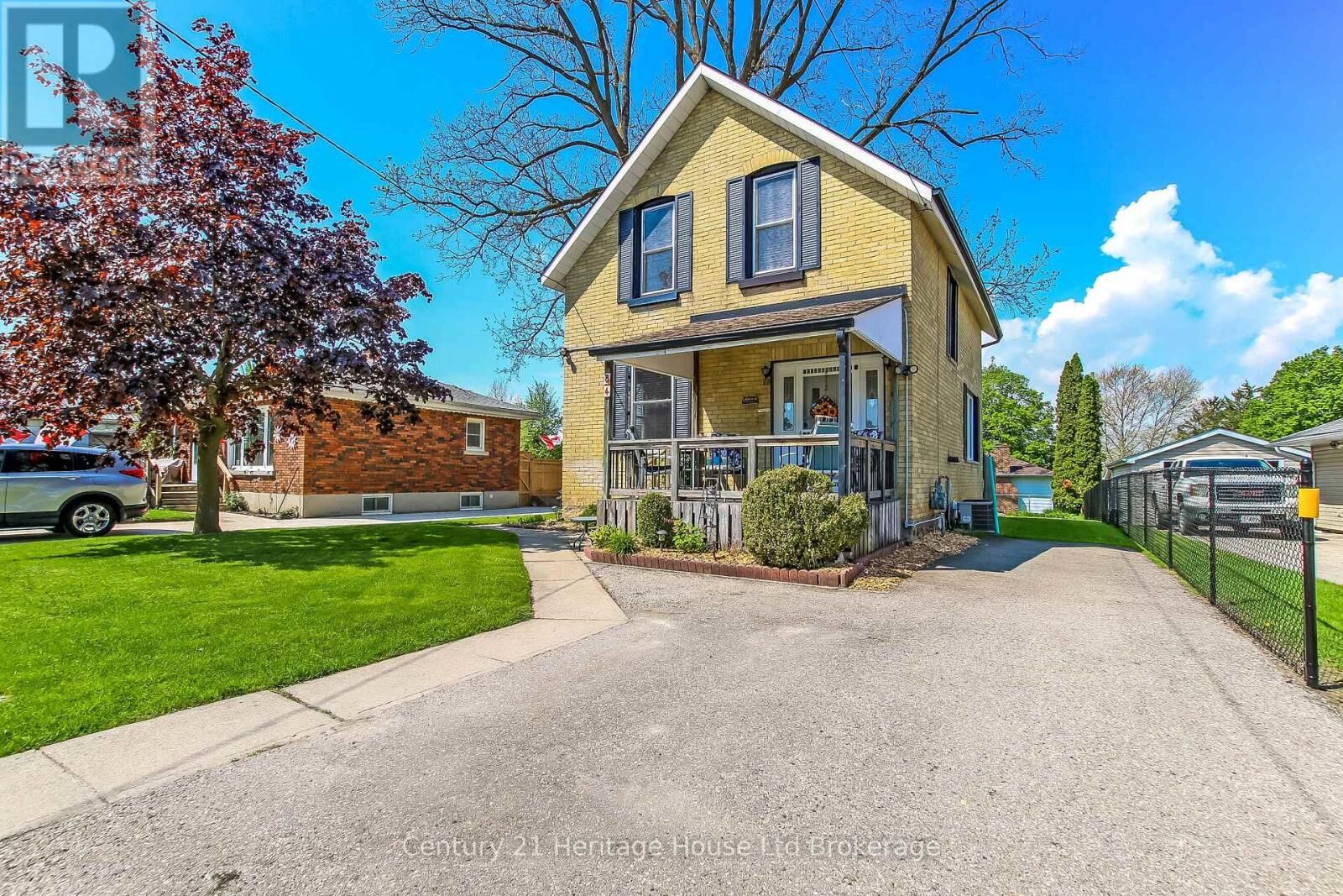 Photo de la propriété:  84 East Park Drive  ON N4S 3N2 