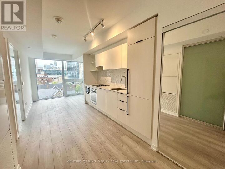 Property Photo: 82 Dalhousie Street 808 ON M5B 0C5