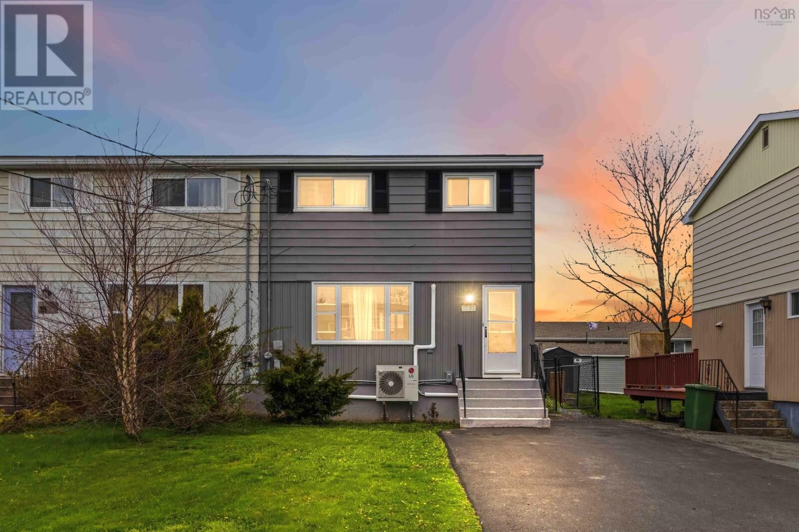 Property Photo: 33 Huntingdon Drive NS B2V 1V9