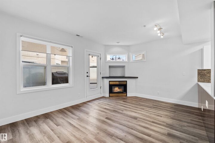 Property Photo:  10939 82 Avenue NW 205  AB T6G 0S7 