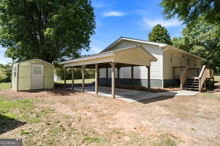 Property Photo: 894 Lakeview Drive GA 30565