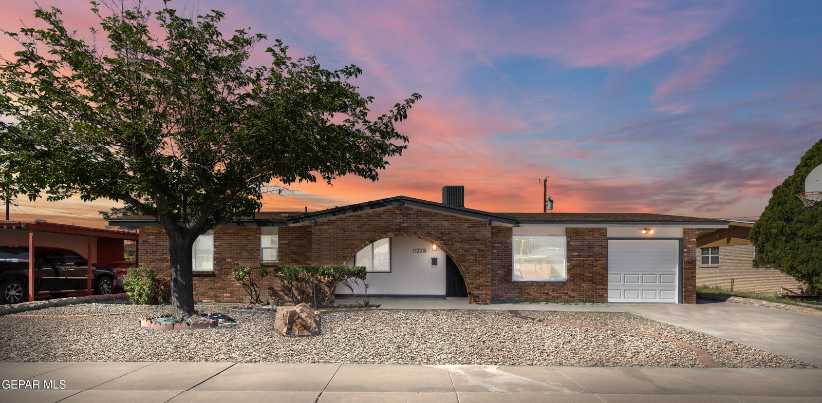 Property Photo: 249 Vista Bonita Street TX 79912