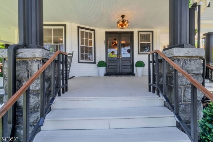 Property Photo:  266 Main St  NJ 08889 