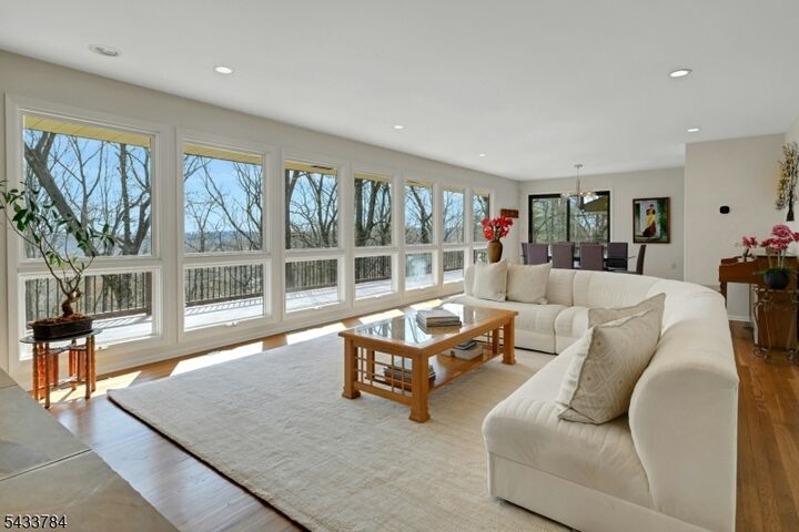 Property Photo:  6 Lynnfield Drive  NJ 07960 