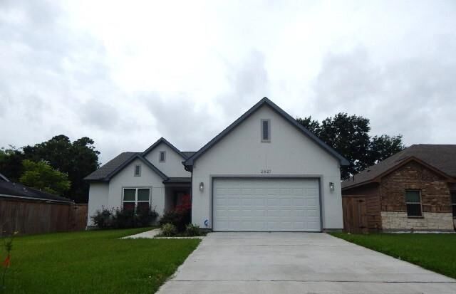 Property Photo:  2627 Carmel Street  TX 77091 