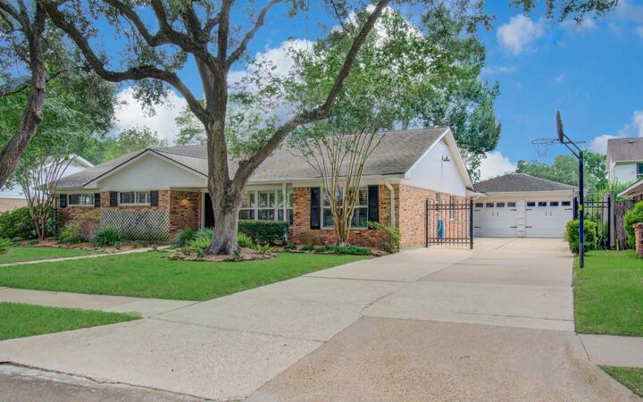Property Photo: 5459 Carew Street TX 77096