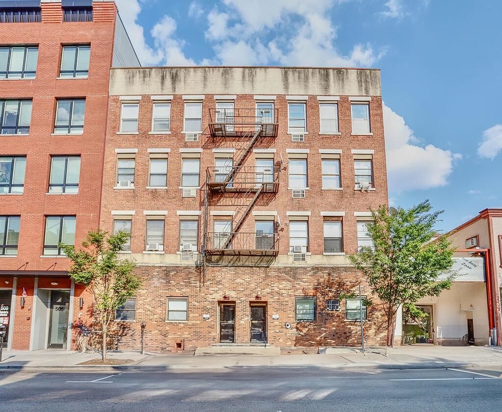 Property Photo:  502 Central Ave B1  NJ 07307 