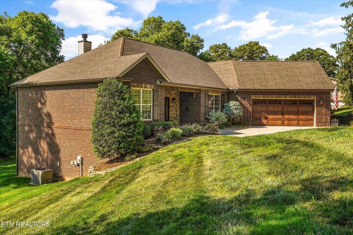 Property Photo:  1341 Hillvale Rd  TN 37777 
