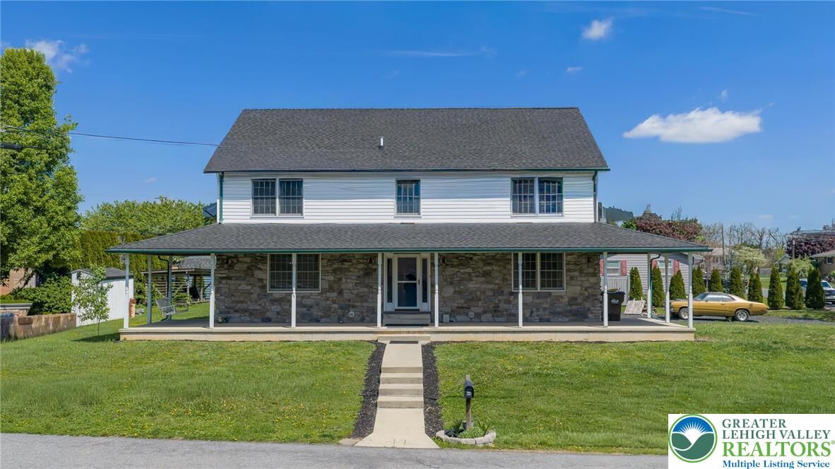 Property Photo: 44 W 4th Street PA 18064