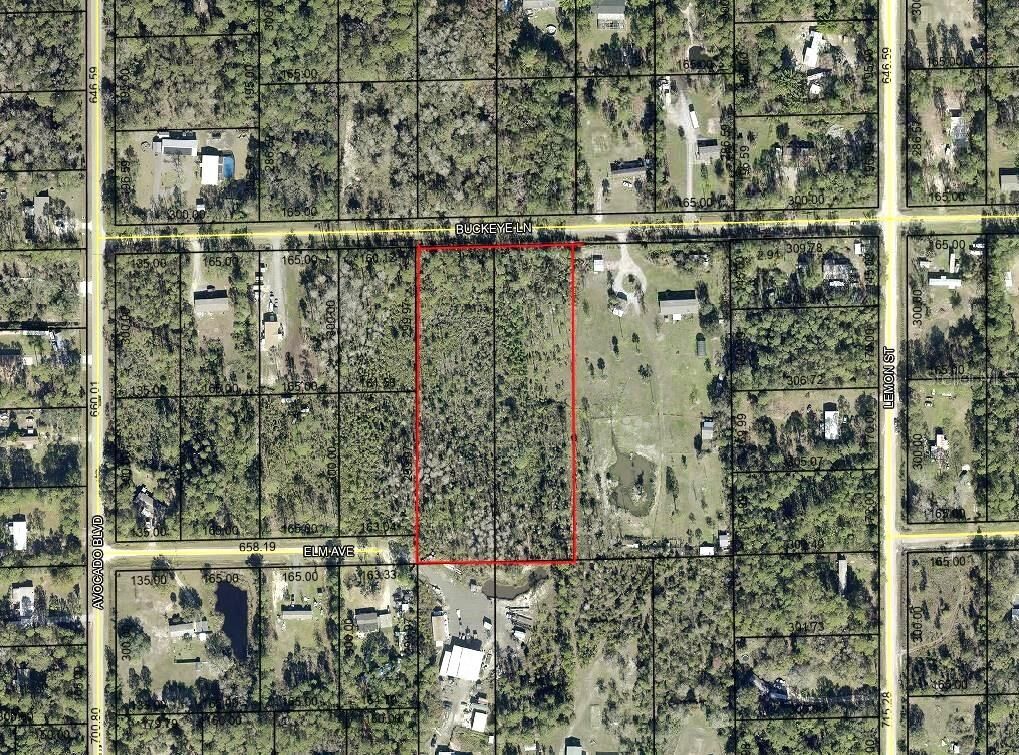 Property Photo: 5799 Buckeye Lane FL 32110