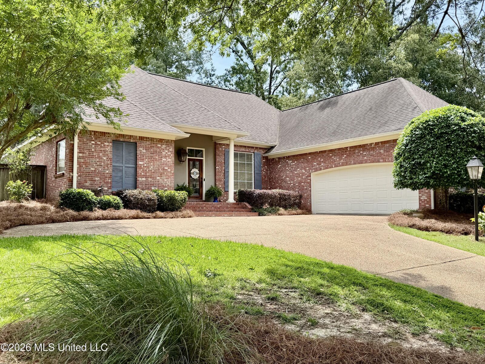 Property Photo:  127 Bellemeade Trace  MS 39056 