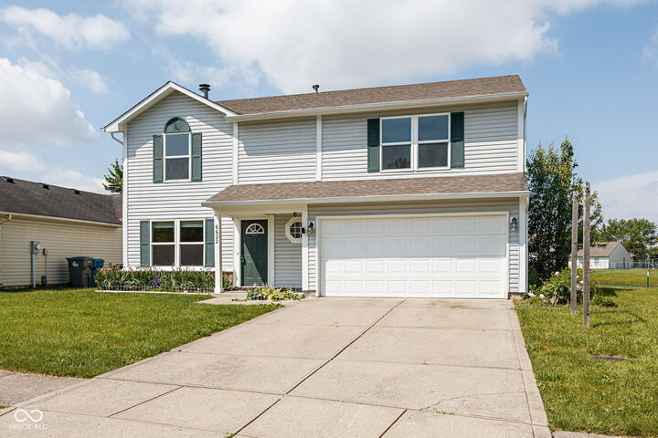 Property Photo: 6622 Townsend Way IN 46268