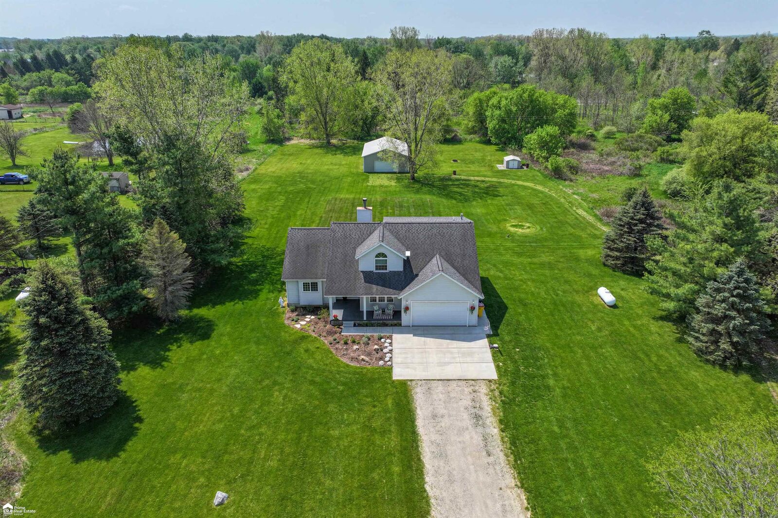 Property Photo:  8866 Hough Road  MI 48003 