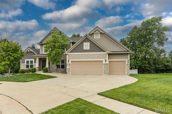 Property Photo:  327 Tall Timber Meadows Drive  MO 63021 