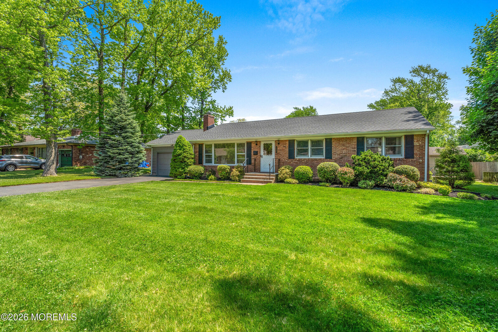 Property Photo:  1502 Romaine Parkway  NJ 07712 
