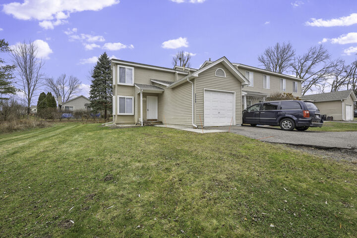 Property Photo: 2245 S Commerce Road MI 48390