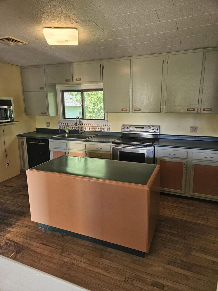 Property Photo:  2010 Kerlikowske Road  MI 49022 