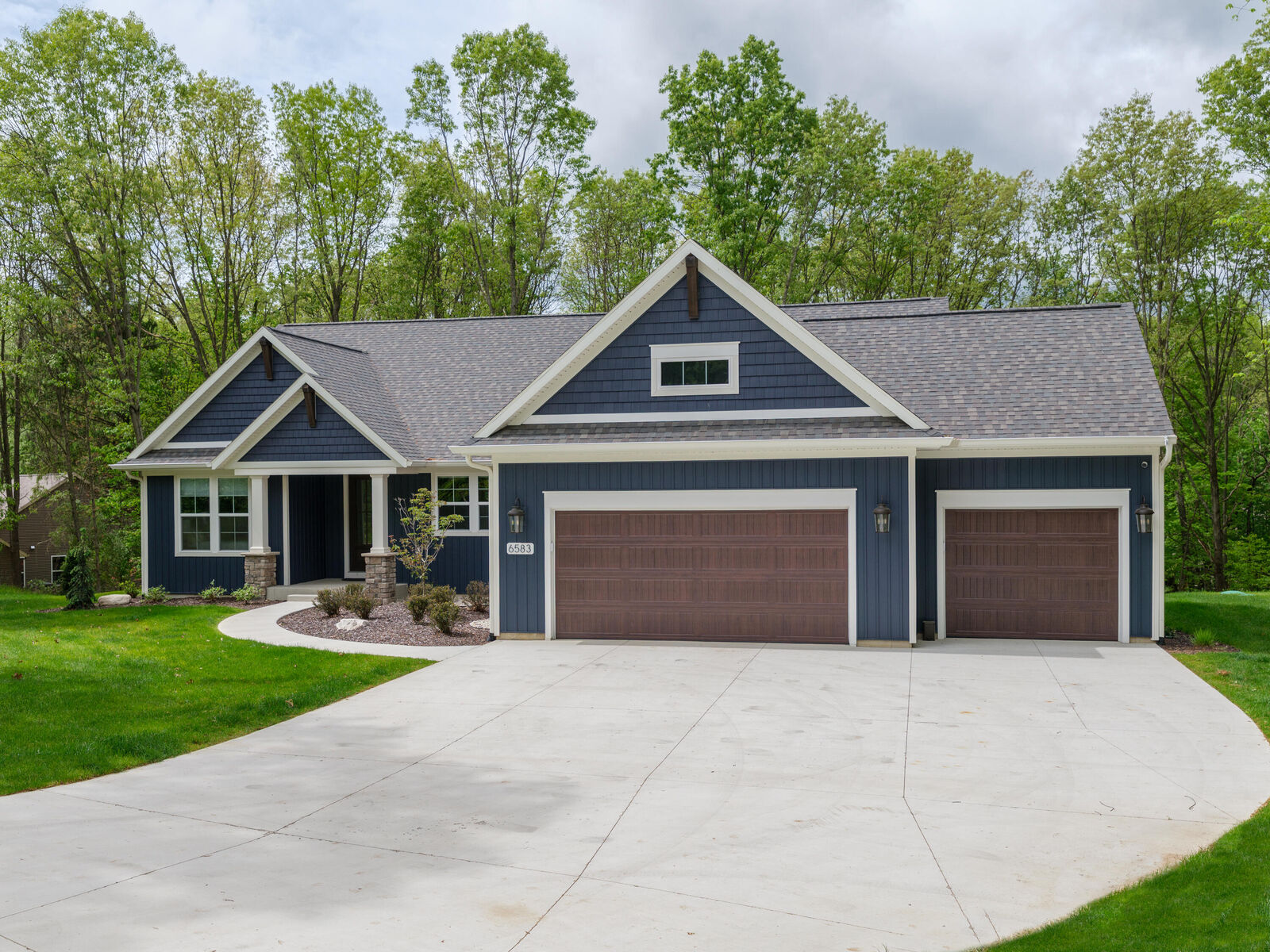 Property Photo:  6583 W Hidden Lake Circle  MI 49083 