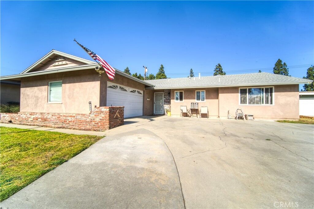 Property Photo:  1500 S Lovering  CA 92833 