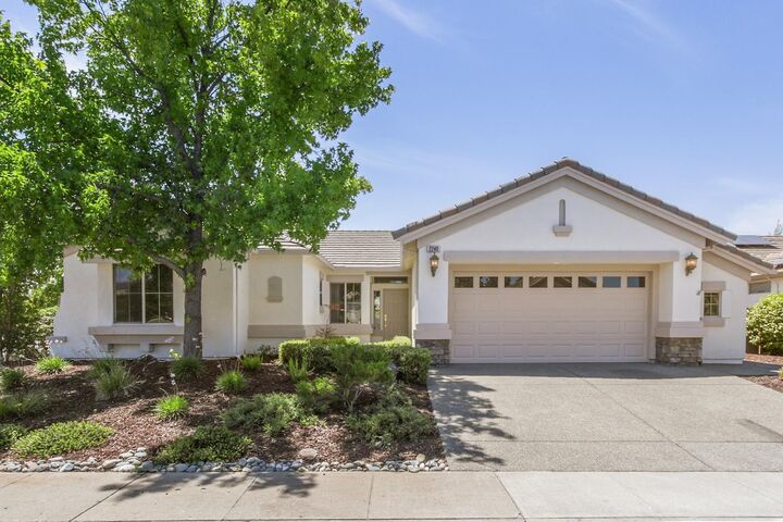 Property Photo:  2240 Prairie View Lane  CA 95648 