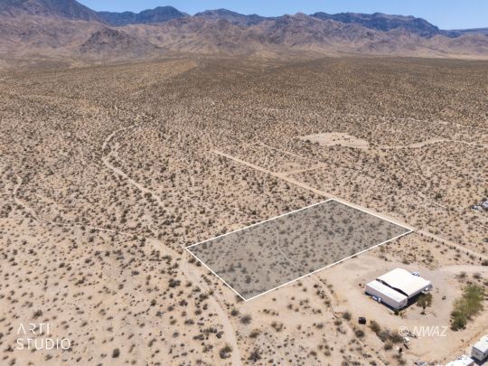 Property Photo:  1 E Red Horizon Rd  AZ 86432 