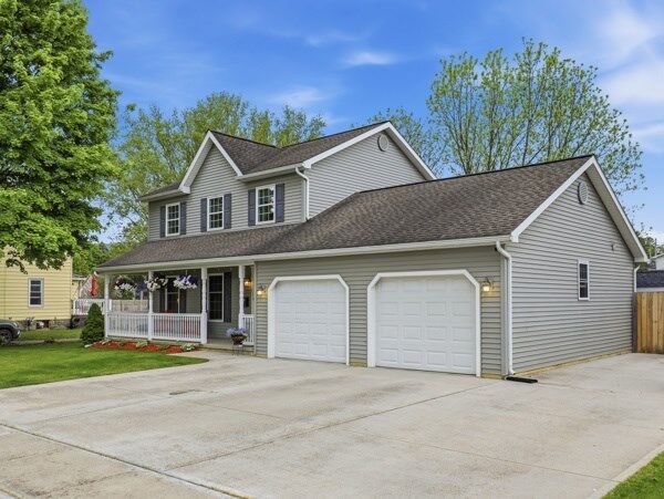 Property Photo:  110 Franklin St  PA 18840 