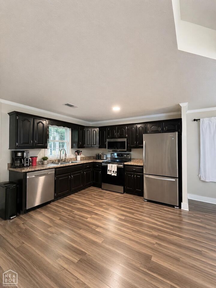 Property Photo:  808 Trumann  AR 72442 