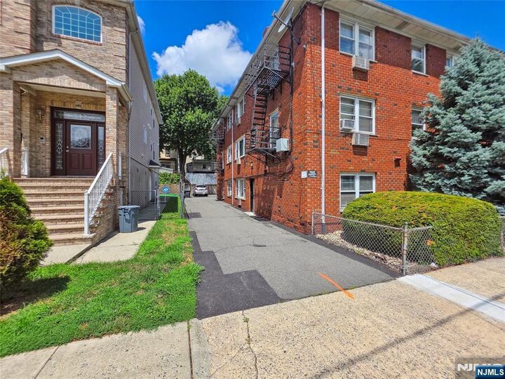 Property Photo: 475 Elm Street 3A NJ 07032